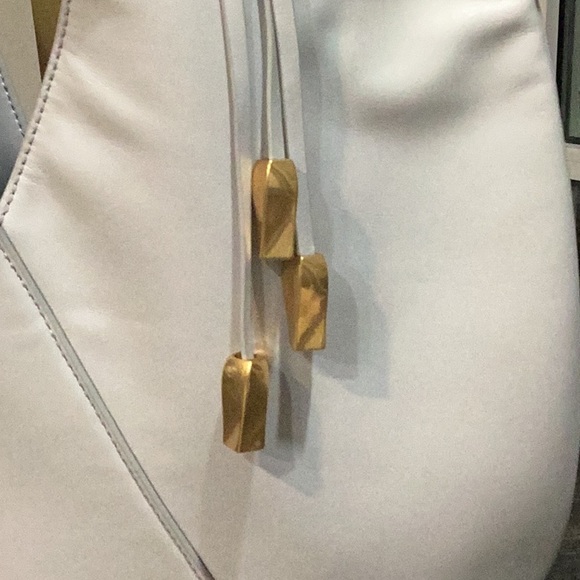 Donna Karan Baldwin Shoulder Bag with Pouch and Leather Wrapped Handles - Picture 6 of 12